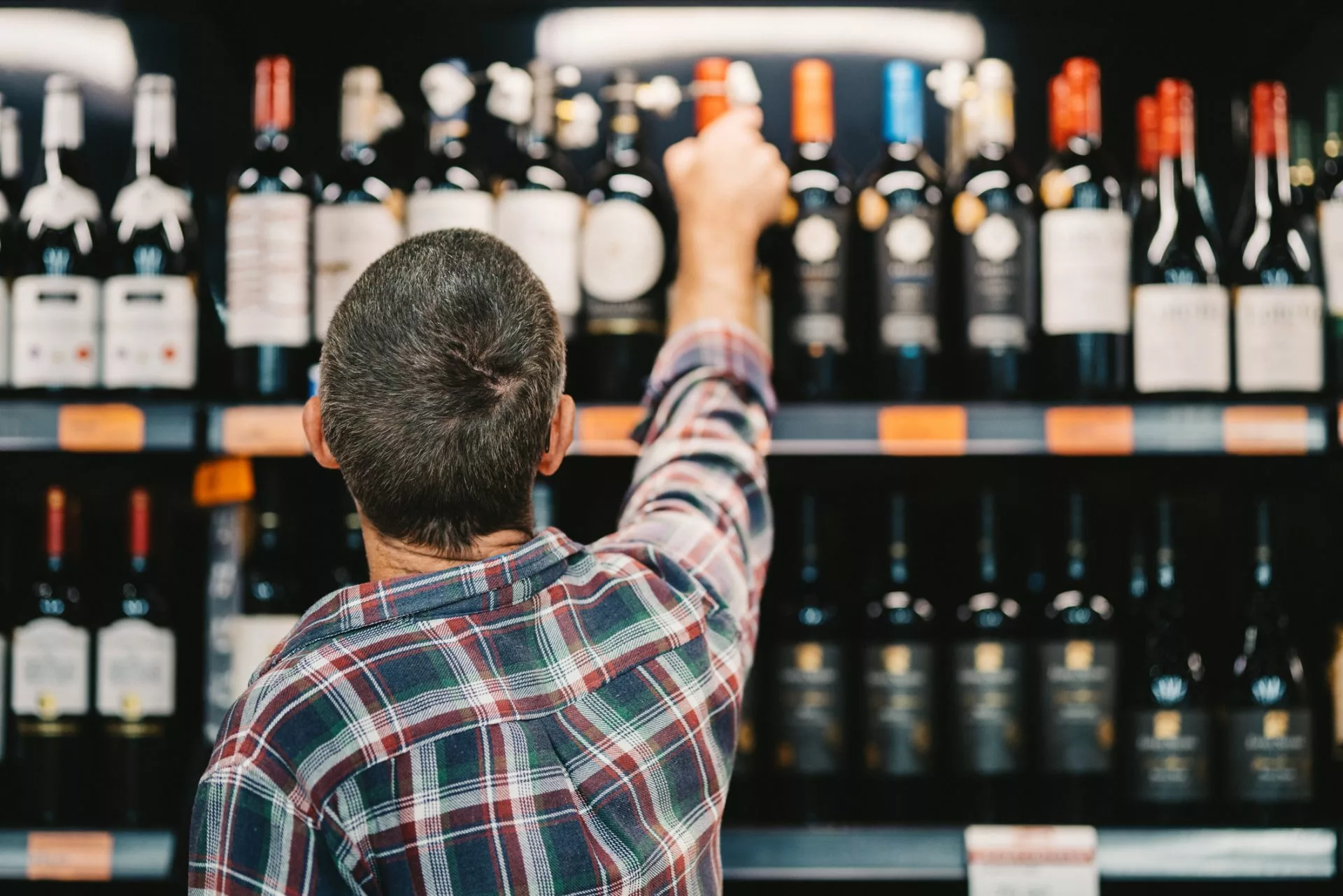 The Difference Between Chronic and Binge Drinking and Why It Matters
